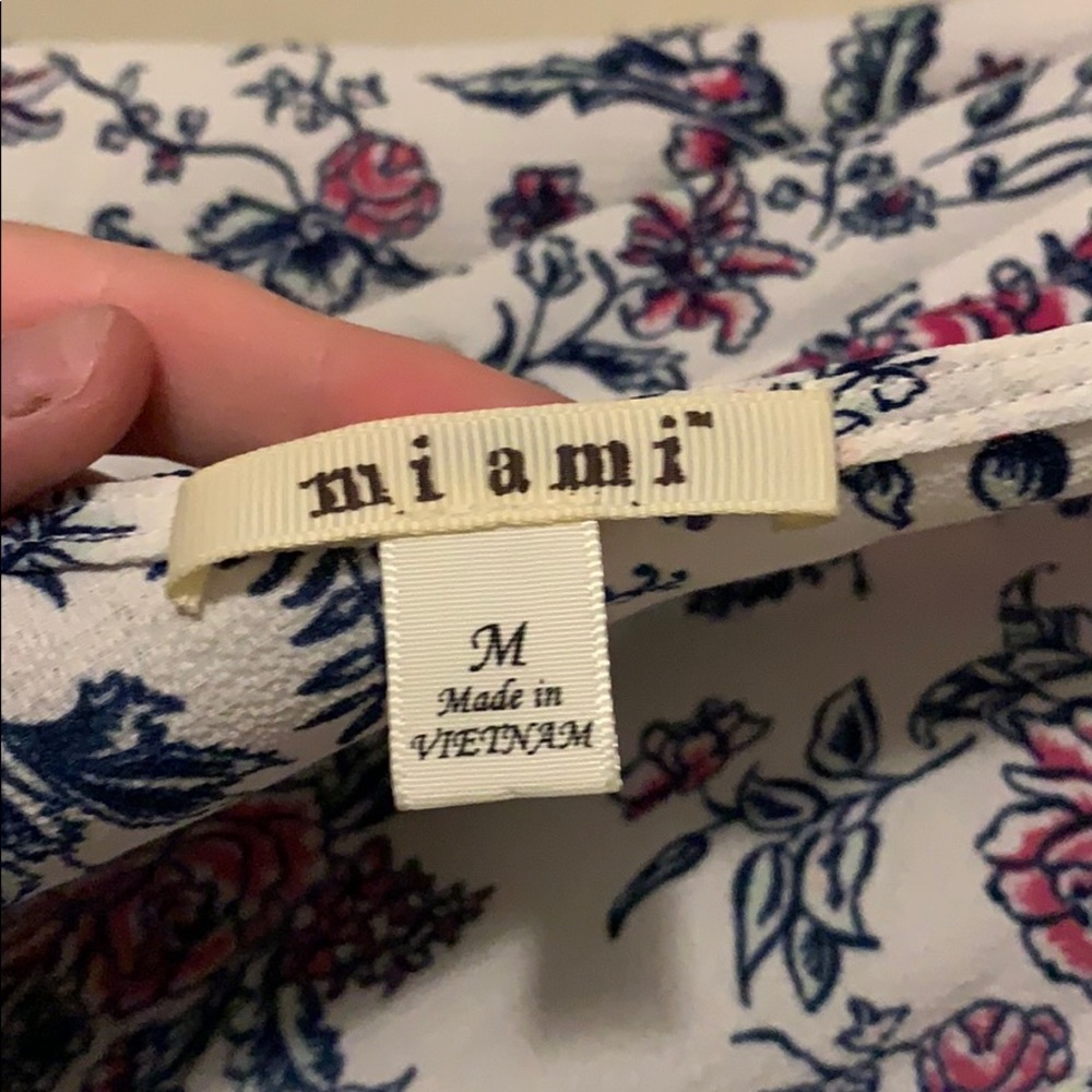 ROMPER - Picture 3 of 3